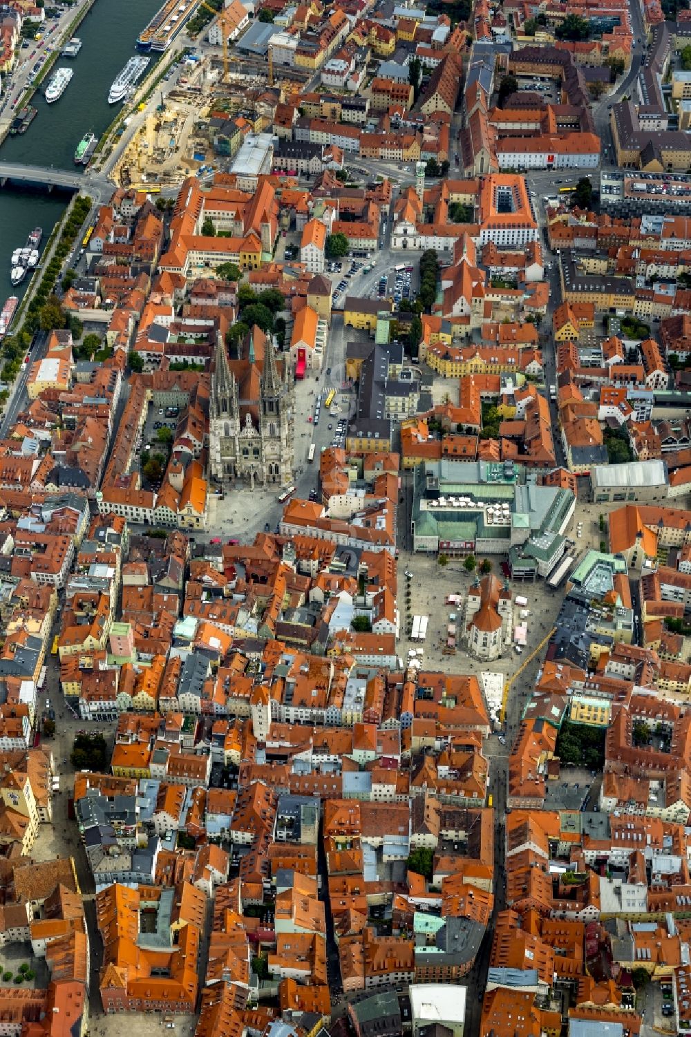 Luftbild Regensburg - Altstadtbereich und Innenstadtzentrum in Regensburg im Bundesland Bayern