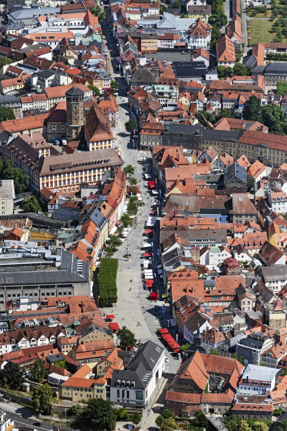 Regensburg von oben - Altstadtbereich und Innenstadtzentrum in Regensburg im Bundesland Bayern, Deutschland