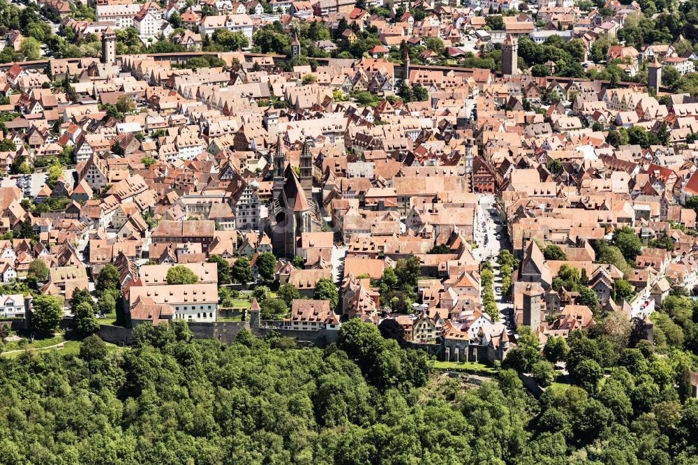 Luftbild Rothenburg ob der Tauber - Altstadtbereich und Innenstadtzentrum in Rothenburg ob der Tauber im Bundesland Bayern, Deutschland