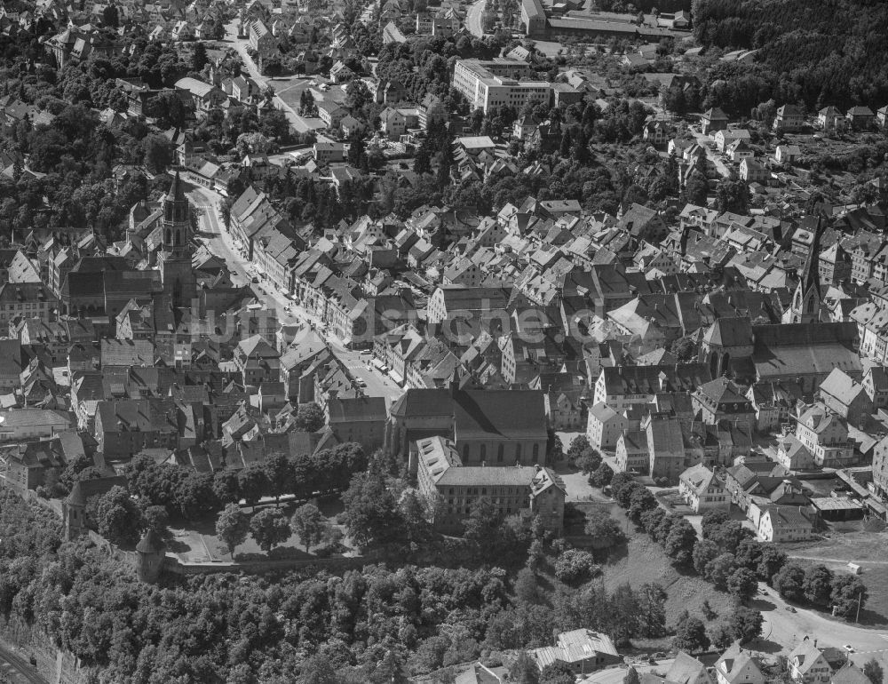 Rottweil aus der Vogelperspektive: Altstadtbereich und Innenstadtzentrum in Rottweil im Bundesland Baden-Württemberg