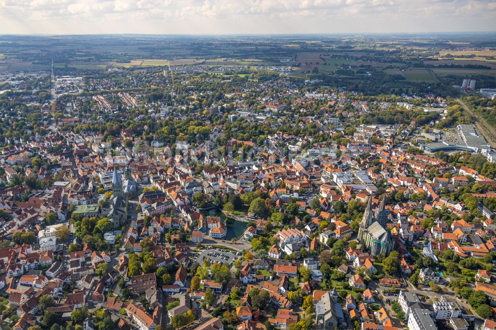 Luftaufnahme Soest - Altstadtbereich und Innenstadtzentrum in Soest im Bundesland Nordrhein-Westfalen, Deutschland