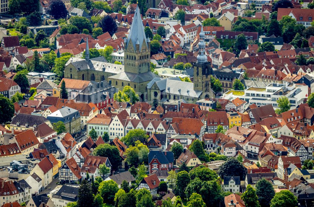 Soest von oben - Altstadtbereich und Innenstadtzentrum in Soest im Bundesland Nordrhein-Westfalen, Deutschland