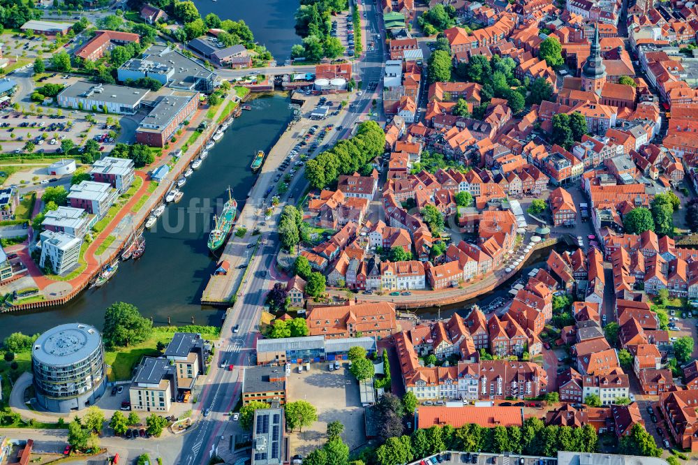 Luftbild Stade - Altstadtbereich und Innenstadtzentrum in Stade im Bundesland Niedersachsen, Deutschland