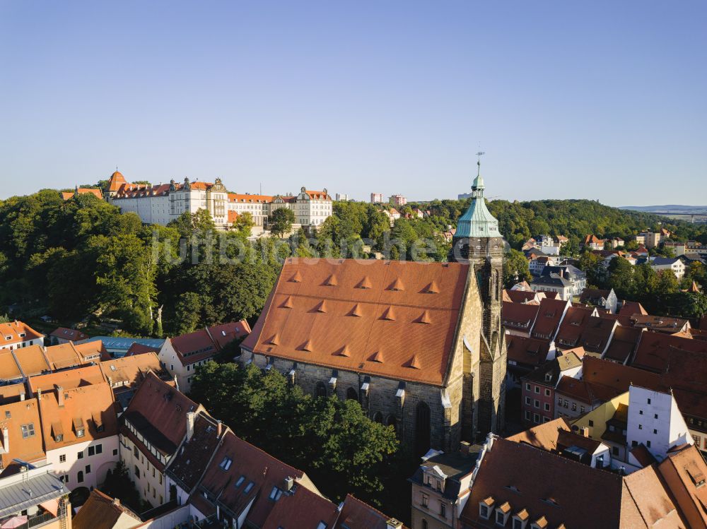 Luftbild Pirna - Altstadtbereich und Innenstadtzentrum um die Stadtkriche St. Marien und Schloss Sonnenstein in Pirna im Bundesland Sachsen, Deutschland