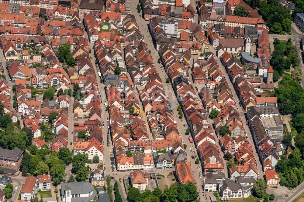 Luftbild Villingen-Schwenningen - Altstadtbereich und Innenstadtzentrum vom Stadtteil Villingen in Villingen-Schwenningen im Bundesland Baden-Württemberg, Deutschland