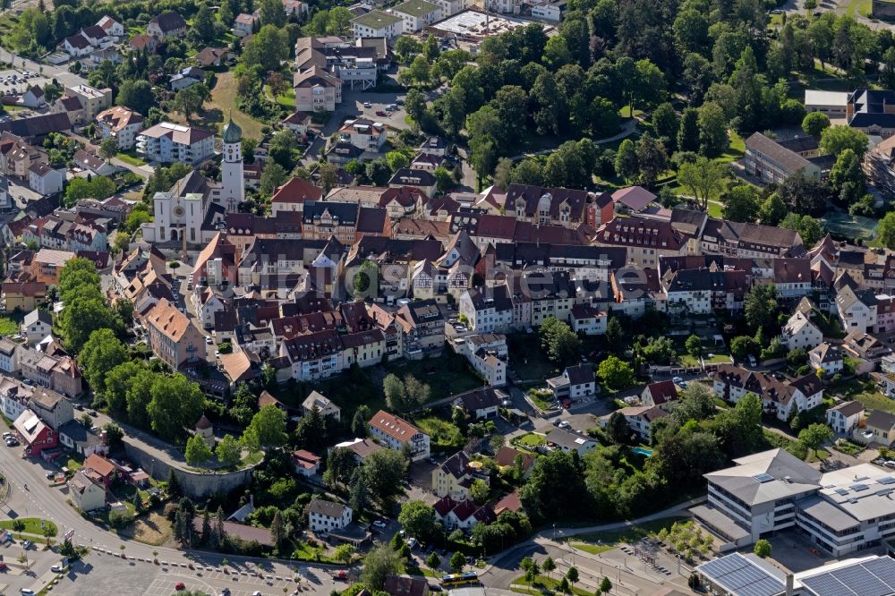 Stockach aus der Vogelperspektive: Altstadtbereich und Innenstadtzentrum in Stockach im Bundesland Baden-Württemberg, Deutschland