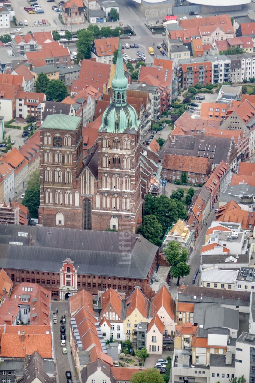 Luftbild Hansestadt Stralsund - Altstadtbereich und Innenstadtzentrum in Stralsund im Bundesland Mecklenburg-Vorpommern, Deutschland