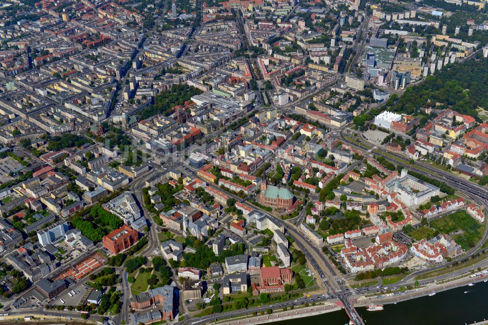 Szczecin aus der Vogelperspektive: Altstadtbereich und Innenstadtzentrum in Szczecin - Stettin in Zachodniopomorskie, Polen