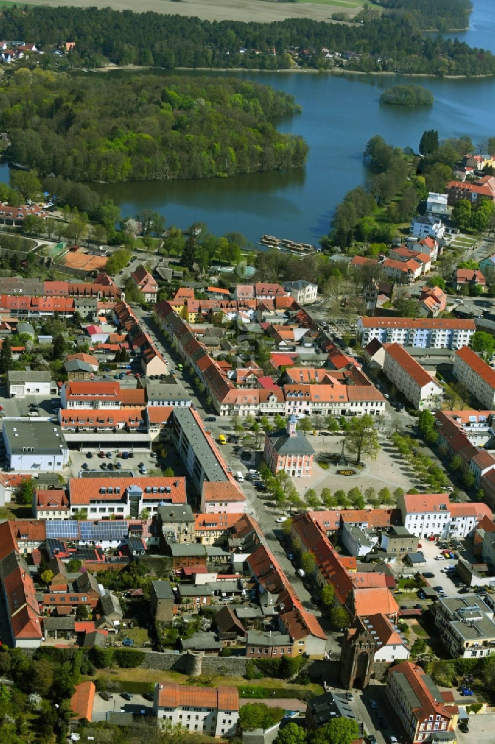 Templin aus der Vogelperspektive: Altstadtbereich und Innenstadtzentrum in Templin im Bundesland Brandenburg, Deutschland