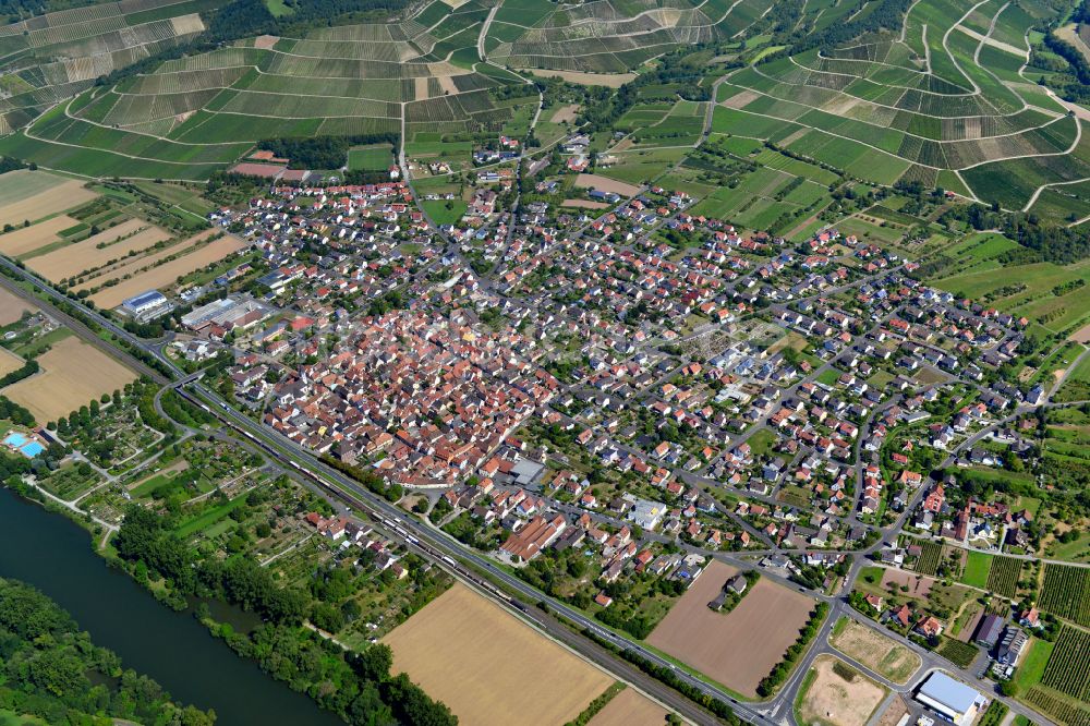 Luftbild Thüngersheim - Altstadtbereich und Innenstadtzentrum in Thüngersheim im Bundesland Bayern, Deutschland