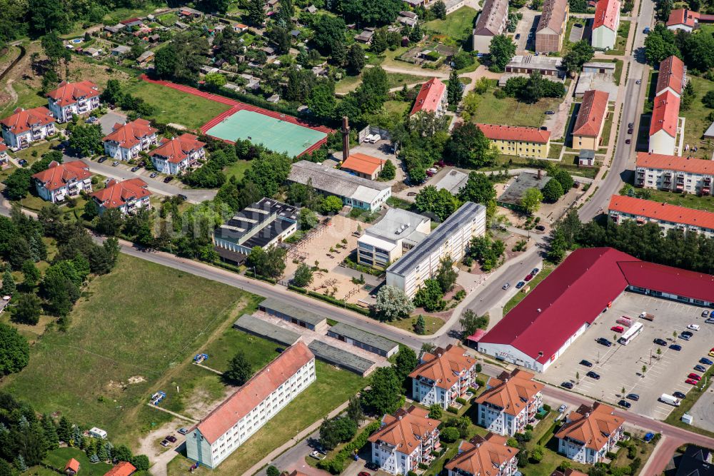 Luftaufnahme Treuenbrietzen - Altstadtbereich und Innenstadtzentrum in Treuenbrietzen im Bundesland Brandenburg, Deutschland