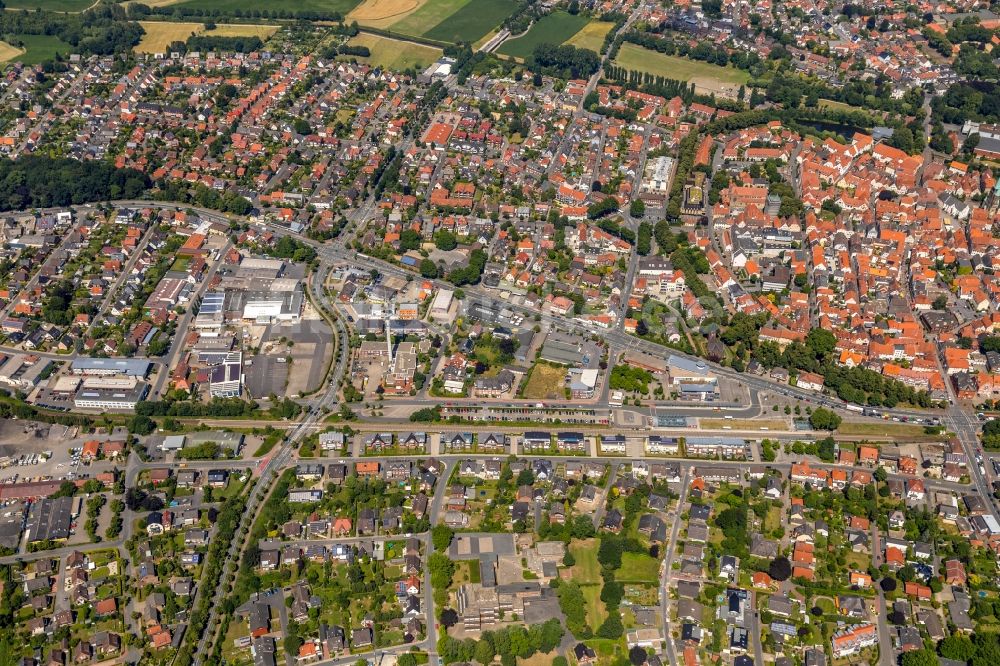 Warendorf aus der Vogelperspektive: Altstadtbereich und Innenstadtzentrum in Warendorf im Bundesland Nordrhein-Westfalen, Deutschland