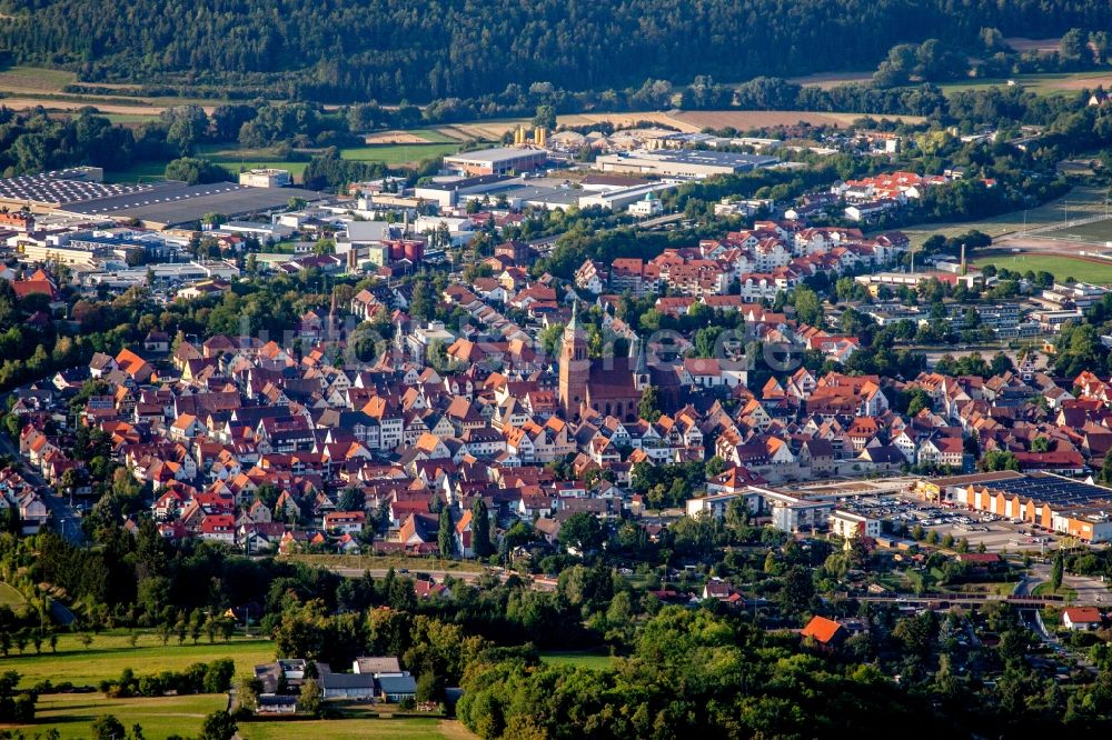 Weil der Stadt von oben - Altstadtbereich und Innenstadtzentrum in Weil der Stadt im Bundesland Baden-Württemberg, Deutschland