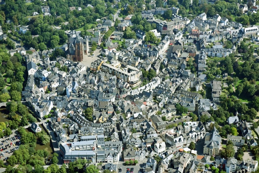 Wetzlar aus der Vogelperspektive: Altstadtbereich und Innenstadtzentrum in Wetzlar im Bundesland Hessen, Deutschland