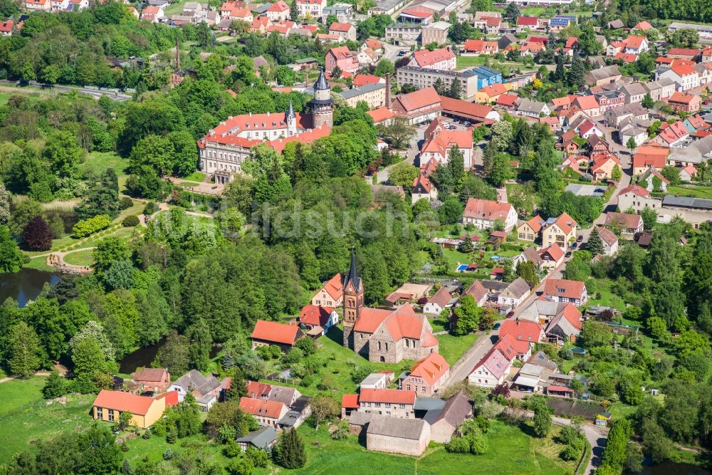 Wiesenburg/Mark von oben - Altstadtbereich und Innenstadtzentrum in Wiesenburg/Mark im Bundesland Brandenburg, Deutschland