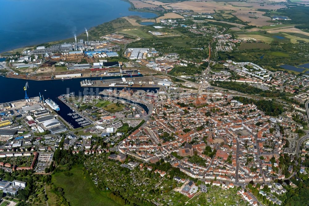 Wismar von oben - Altstadtbereich und Innenstadtzentrum in Wismar im Bundesland Mecklenburg-Vorpommern