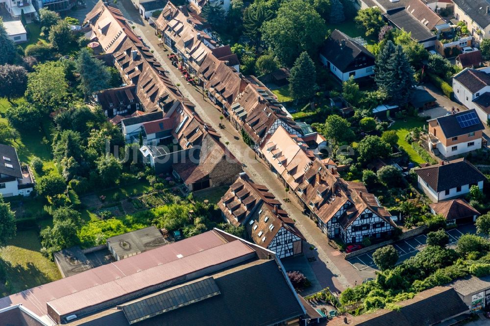 Zwingenberg von oben - Altstadtbereich Scheuergasse in Zwingenberg im Bundesland Hessen, Deutschland