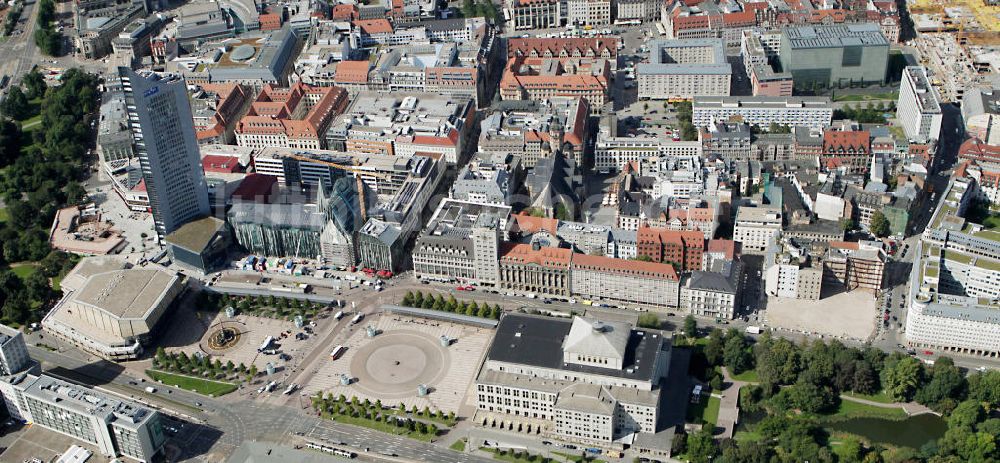 Leipzig von oben - Altstadtzentrum am Augustusplatz / Unihochhaus mit demUniversitäts-Neubau in Leipzig