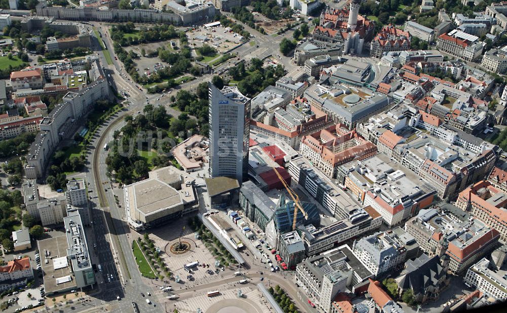 Luftbild Leipzig - Altstadtzentrum am Augustusplatz / Unihochhaus mit demUniversitäts-Neubau in Leipzig