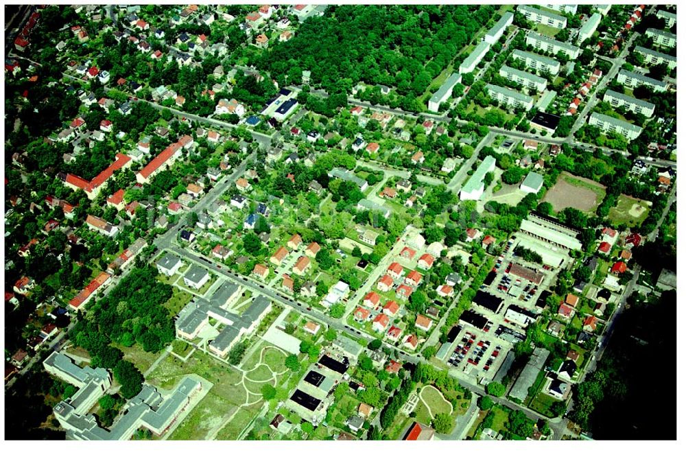 Berlin-Karlshorst von oben - Am alten Dorfanger