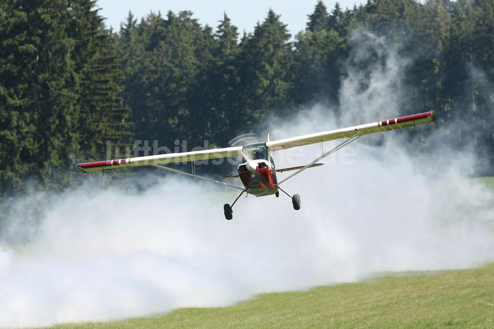 Bad Dietzenbach aus der Vogelperspektive: American Champion Aircraft Champ 7FC