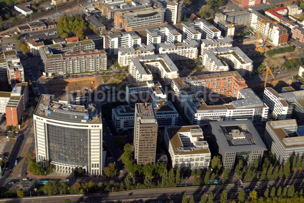 Frankfurt am Main von oben - American Express Haus