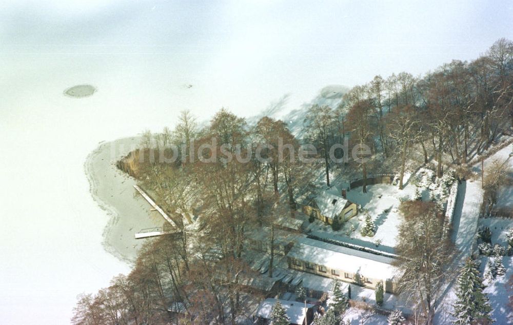 Strausberg von oben - Anglerverein Strausberg am Straussee bei Strausberg