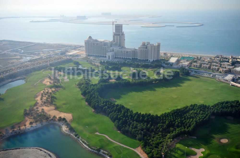 Ras Al Khaimah von oben - Anlage des Al Hamra Golf Club in Ras Al Khaimah