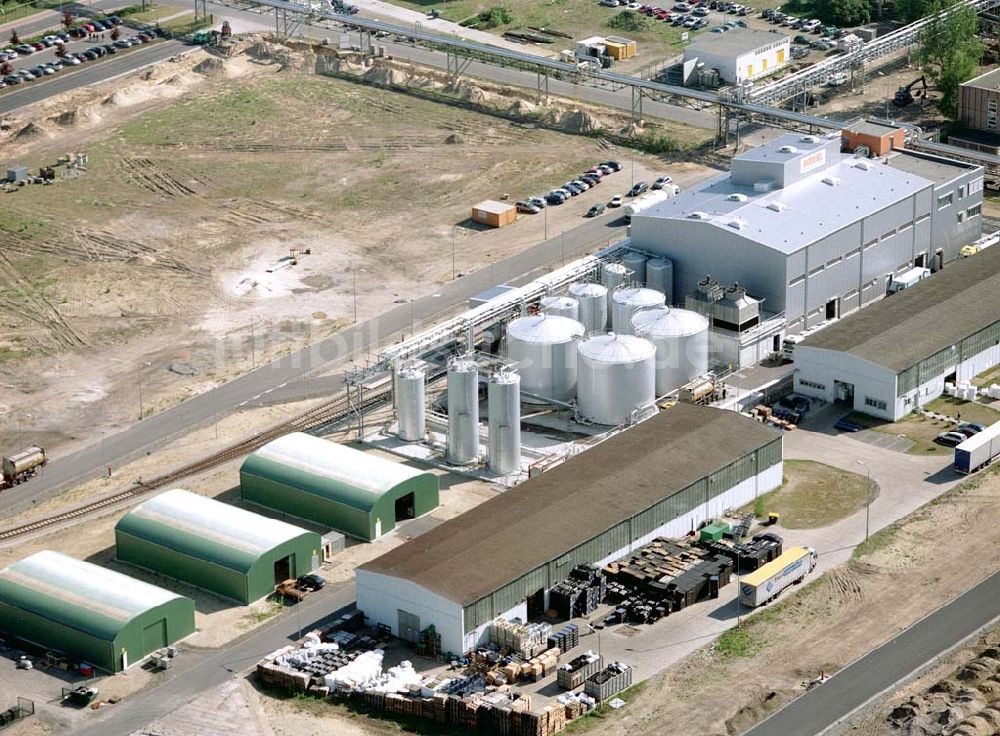 Luftbild Schwarzheide / Brandenburg - Anlage zur Herstellung von Biodiesel auf dem Werksgelände der BASF - Schwarzheide .