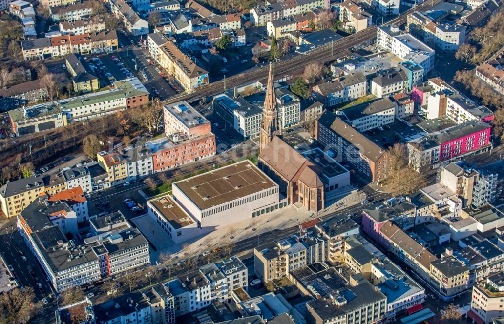 Bochum aus der Vogelperspektive: Anneliese-Brost Musikzentrum der Bochumer Stiftung Symphonie an der ehemaligen St.-Marien-Kirche in Bochum im Bundesland Nordrhein-Westfalen