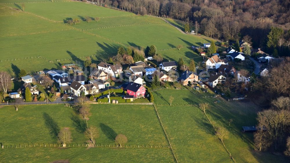 Königswinter aus der Vogelperspektive: Ansicht des Dorfes Thelenbitze im Bundesland Nordrhein-Westfalen, Deutschland