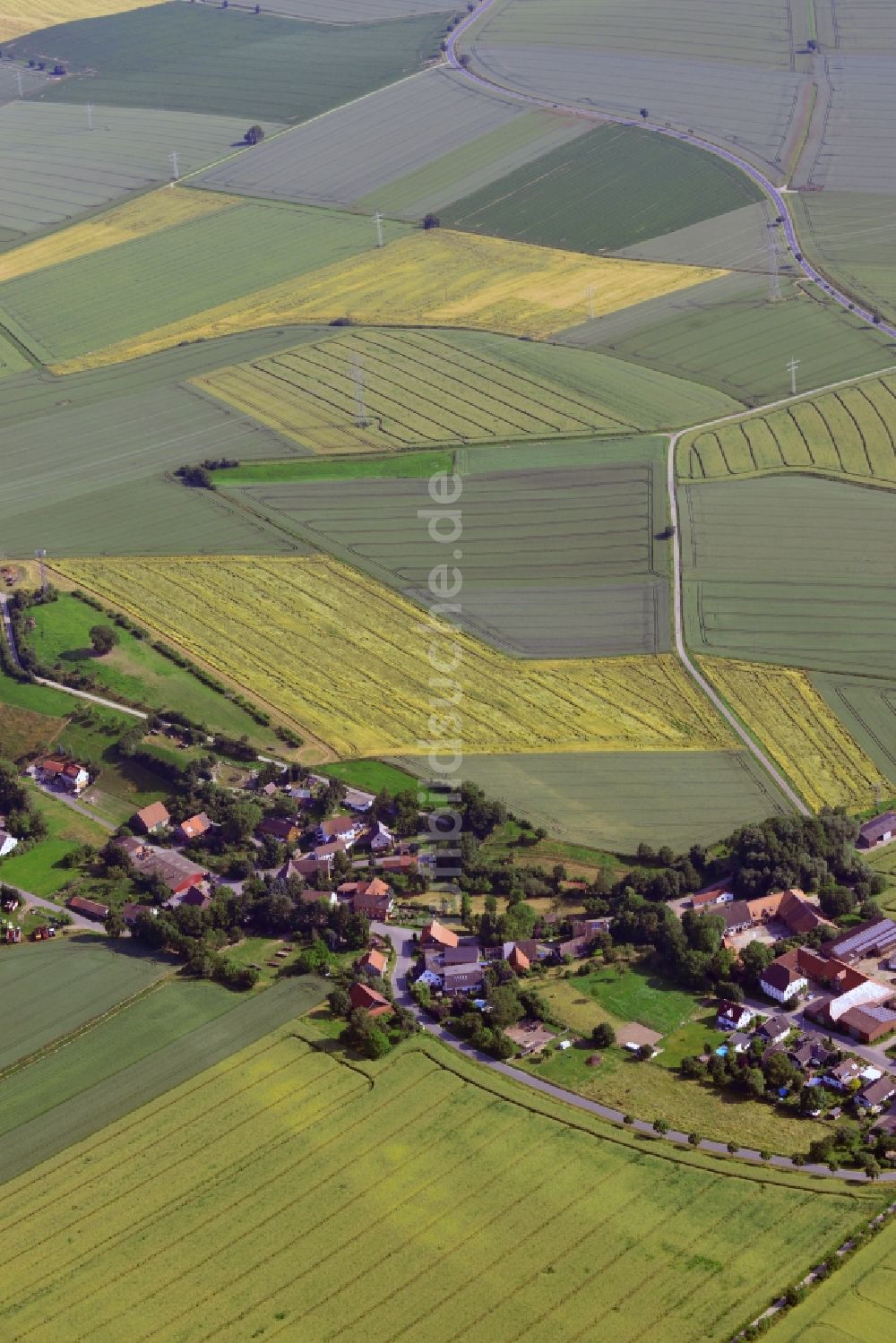 Luftbild Wegensen - Ansicht des Ortsteils Wegensen der Gemeinde Halle im Landkreis Holzminden im Bundesland Niedersachsen