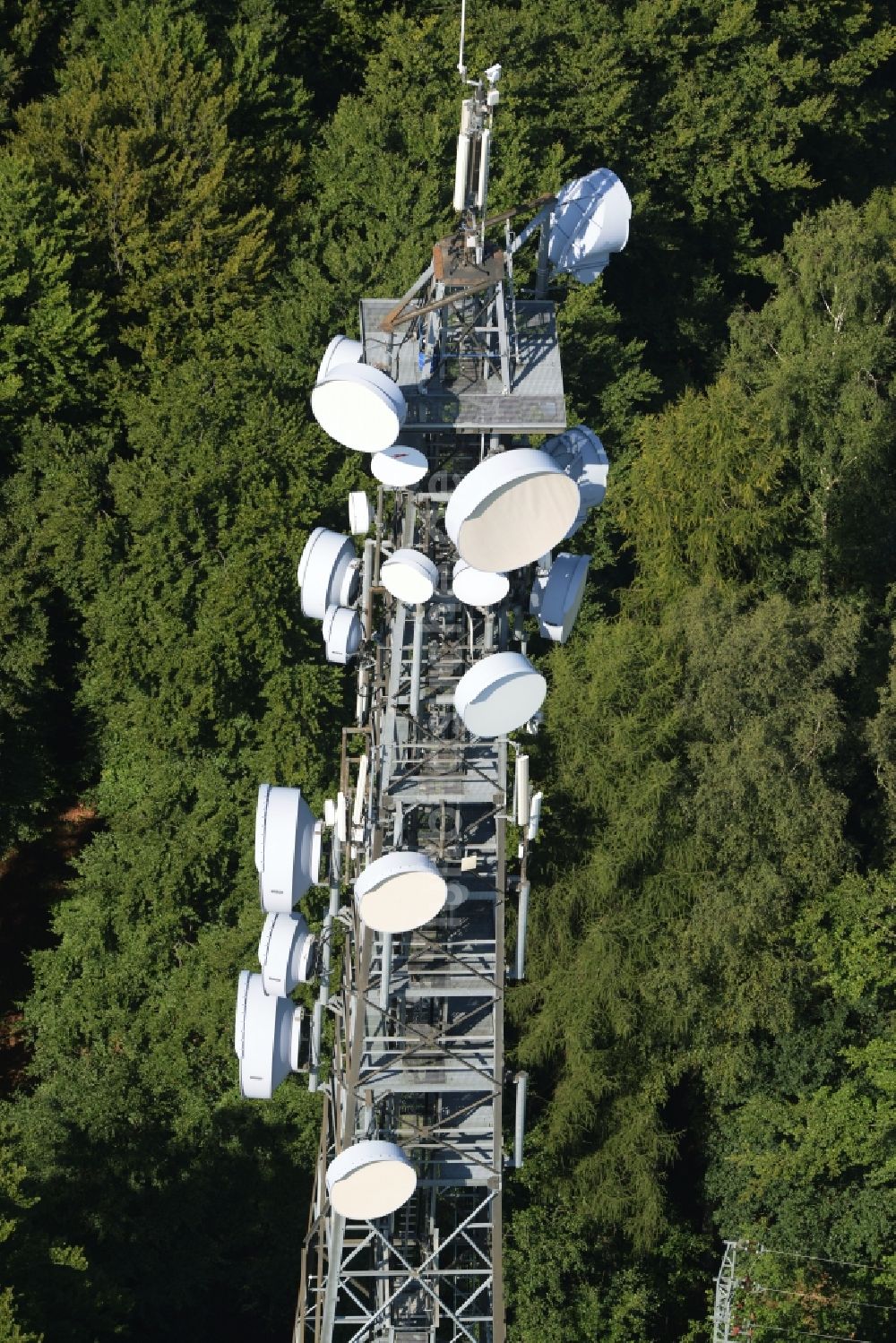 Luftaufnahme Gräfenhainichen - Antennen- Sendeturm und Funkmast in Gräfenhainichen im Bundesland Sachsen-Anhalt