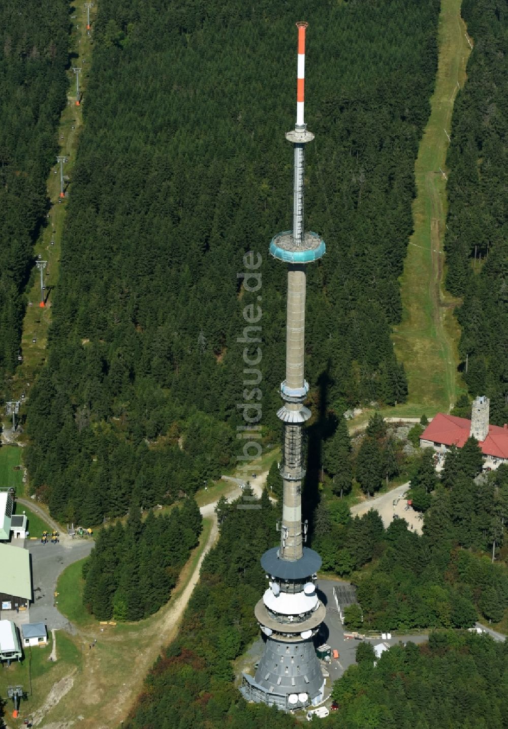 Luftaufnahme Bischofsgrün - Antennen- Sendeturm und Funkmast Sender Ochsenkopf in Bischofsgrün im Bundesland Bayern