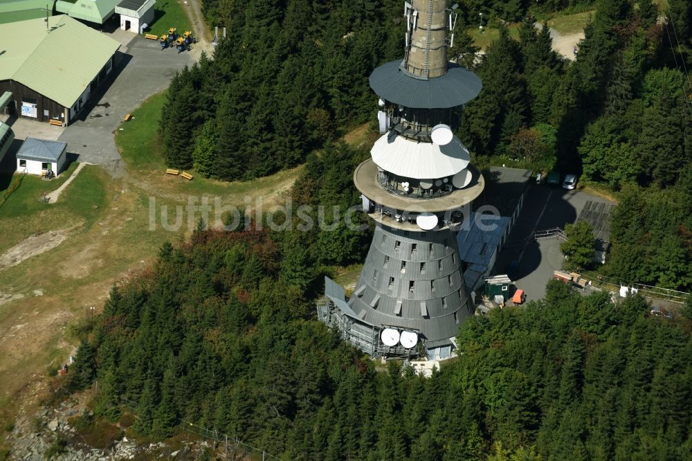 Bischofsgrün aus der Vogelperspektive: Antennen- Sendeturm und Funkmast Sender Ochsenkopf in Bischofsgrün im Bundesland Bayern