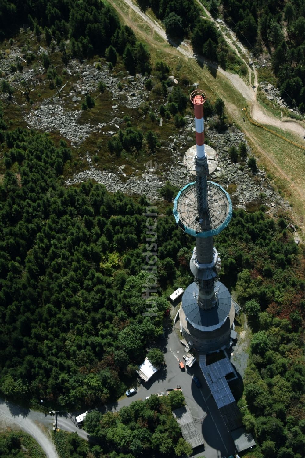 Luftaufnahme Bischofsgrün - Antennen- Sendeturm und Funkmast Sender Ochsenkopf in Bischofsgrün im Bundesland Bayern