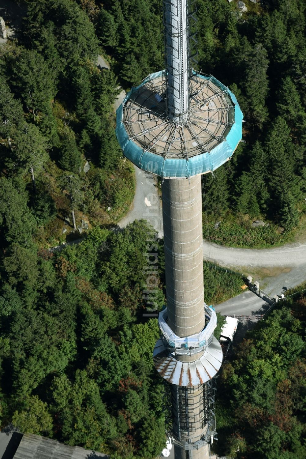 Bischofsgrün von oben - Antennen- Sendeturm und Funkmast Sender Ochsenkopf in Bischofsgrün im Bundesland Bayern