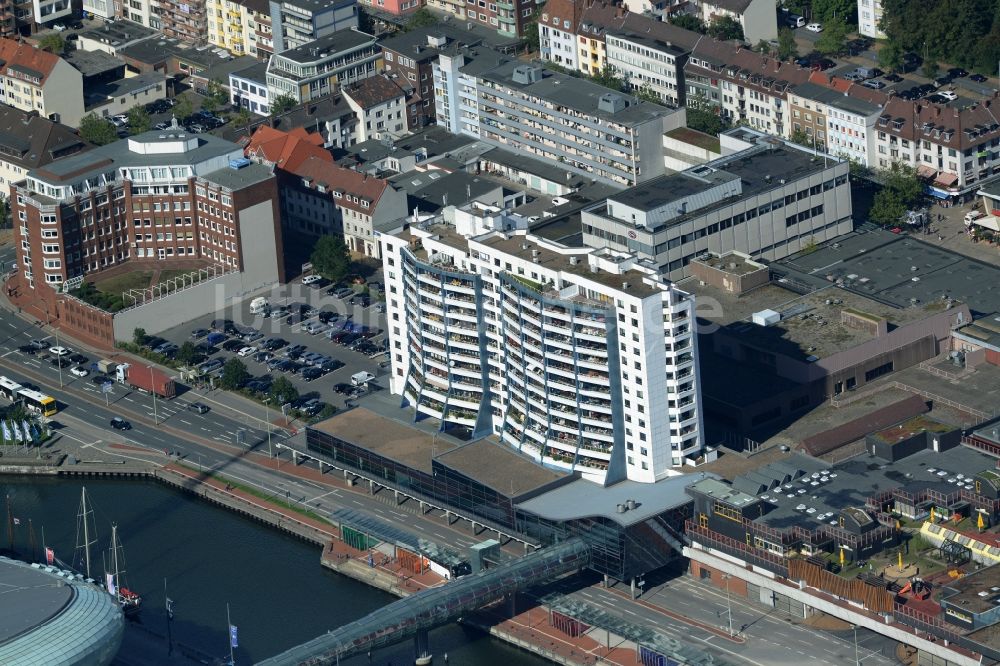 Luftbild Bremerhaven - Apartment- Wohn- Hochhaus in Bremerhaven im Bundesland Bremen