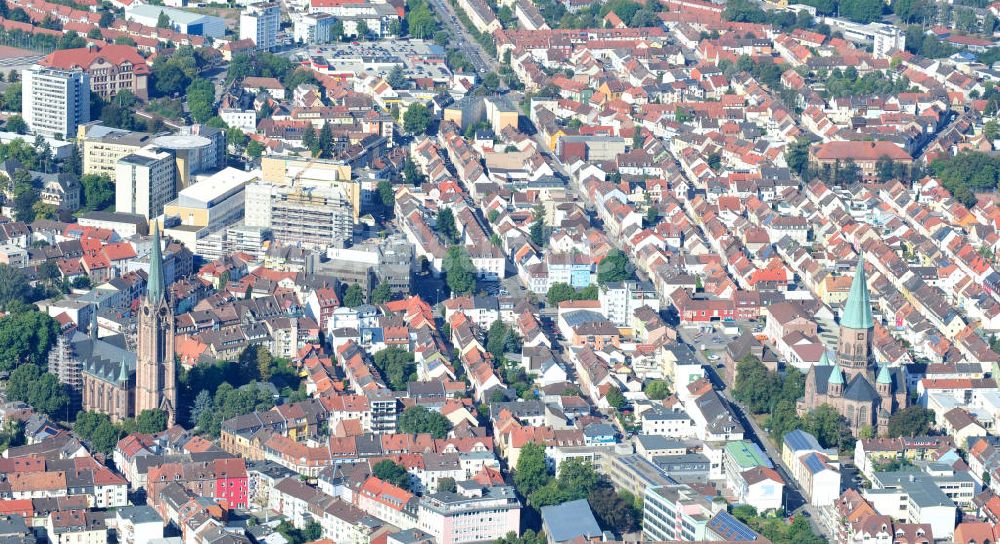 Kaiserslautern von oben - Apostelkirche und Marienkirche in Kaiserslautern