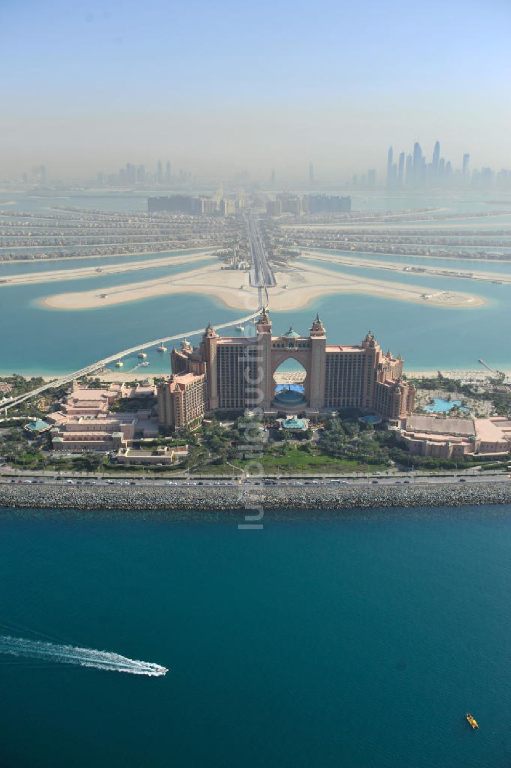 Luftbild DUBAI / DUBAYY - Aquaventure Wasserpark auf der Palmeninsel am Hotel Atlantis in Dubai