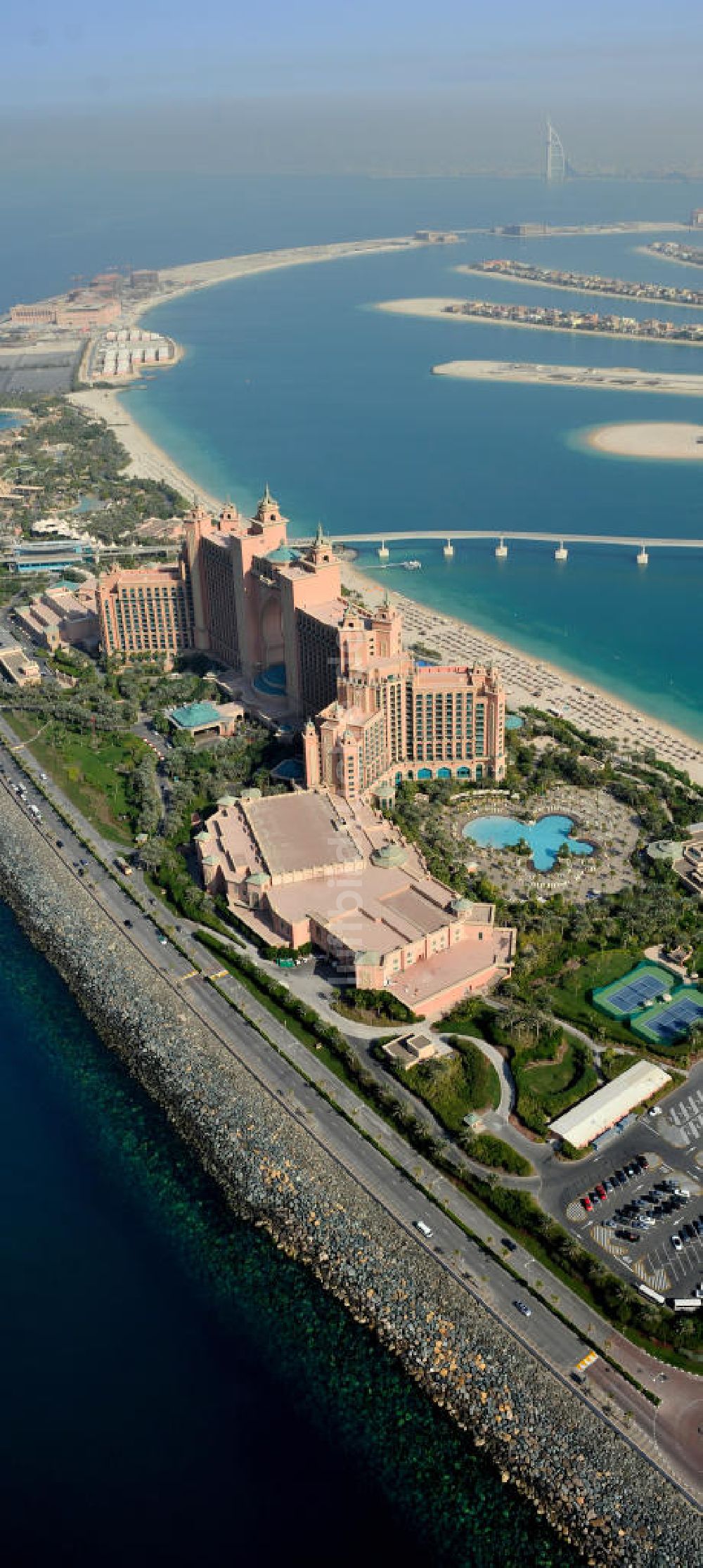 Luftbild DUBAI / DUBAYY - Aquaventure Wasserpark auf der Palmeninsel am Hotel Atlantis in Dubai