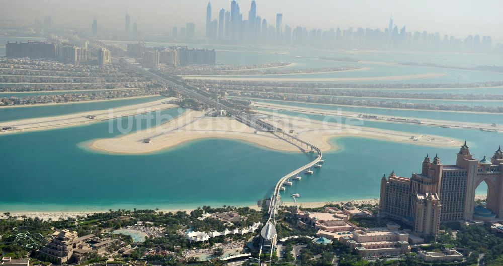 Luftaufnahme DUBAI / DUBAYY - Aquaventure Wasserpark auf der Palmeninsel am Hotel Atlantis in Dubai