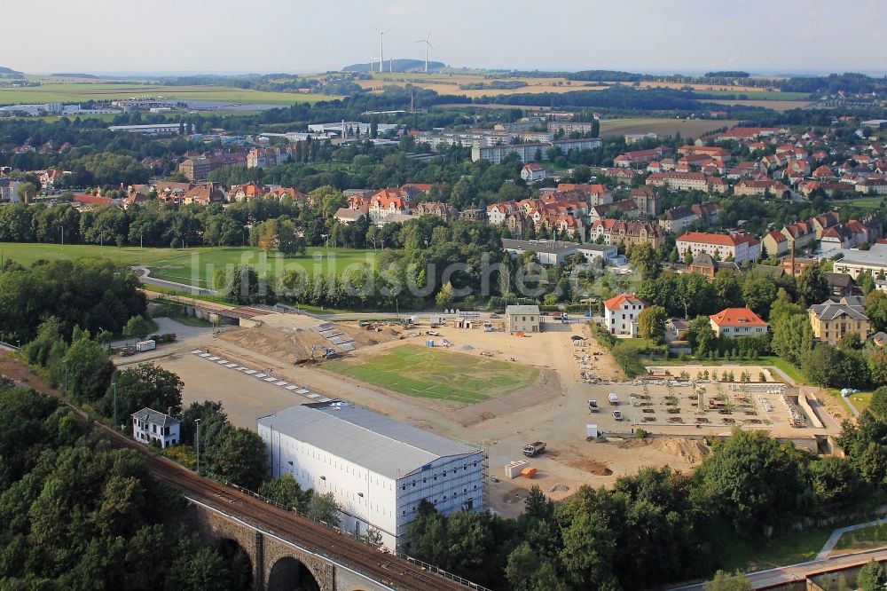 Luftaufnahme Löbau - Arbeiten auf dem Gelände der Landesgartenschau in Löbau im Bundesland Sachsen