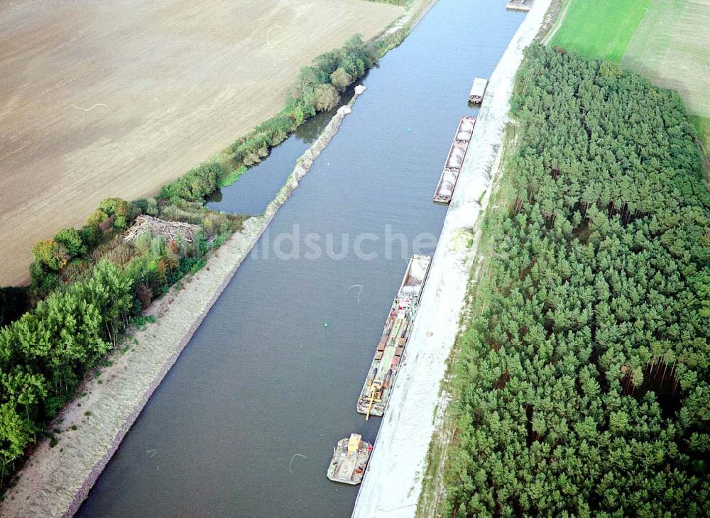 Luftbild Burg - Arbeiten zum Ausbau des Elbe - Havel - Kanales nordöstlich von Burg.