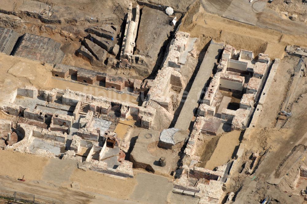 Berlin von oben - Archäologische Grabungen am Schlossplatz in Berlin-Mitte