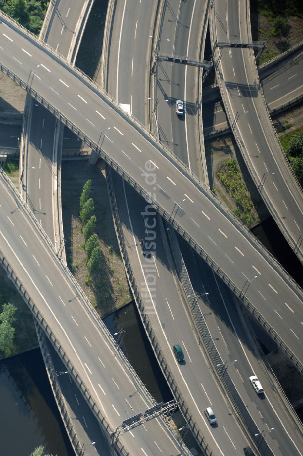 Luftaufnahme Berlin - Areal des Autobahndreieck der A100 / A113 Berlin