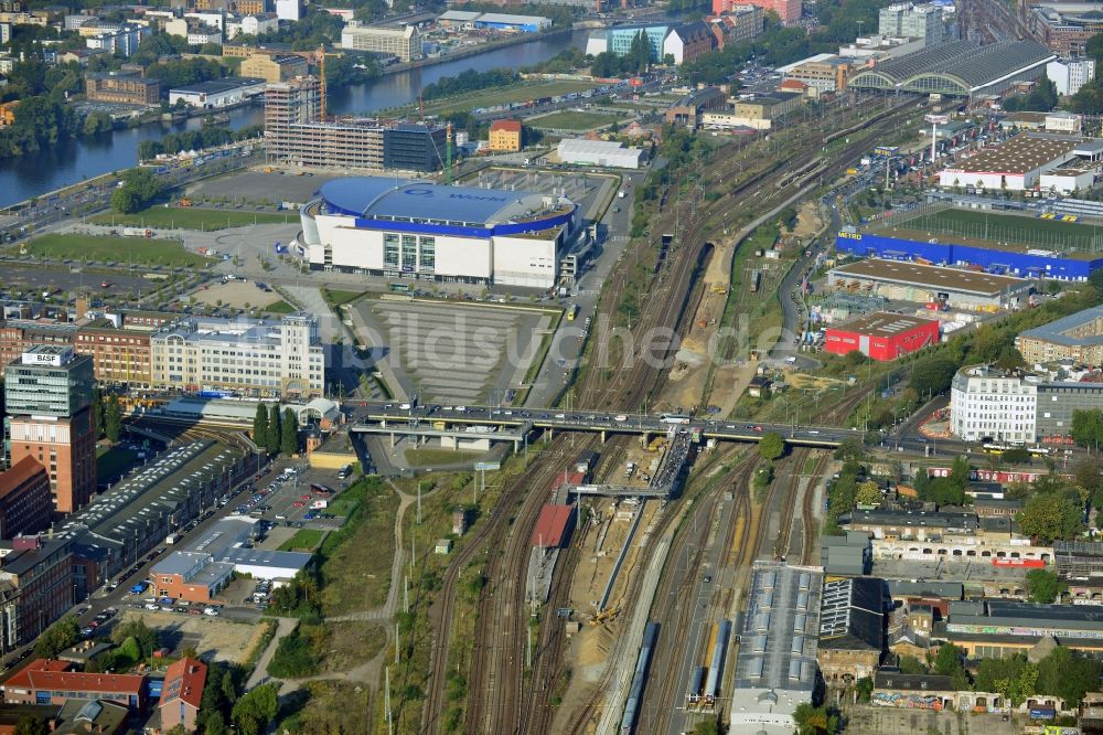 Berlin von oben - Areal des S-Bahnhofes Warschauer Straße in Berlin vor der geplanten Modernisierung