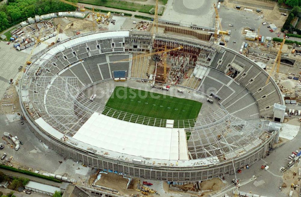 Luftaufnahme Berlin - Areal des Berliner Olypiastadions auf dem Olymiapark Berlin während des Umbaus / Modernisierung durch die WALTER BAU AG