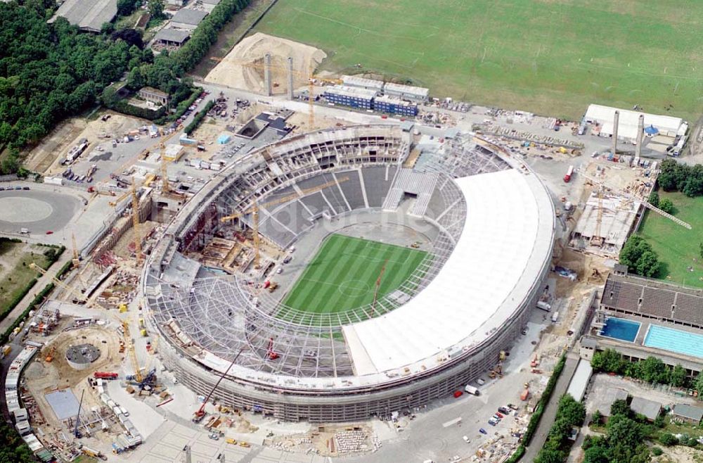 Berlin von oben - Areal des Berliner Olypiastadions auf dem Olymiapark Berlin während des Umbaus / Modernisierung durch die WALTER BAU AG