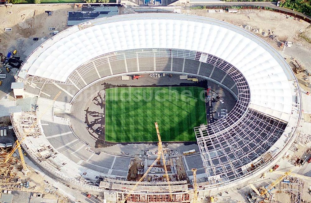 Berlin aus der Vogelperspektive: Areal des Berliner Olypiastadions auf dem Olymiapark Berlin während des Umbaus / Modernisierung durch die WALTER BAU AG